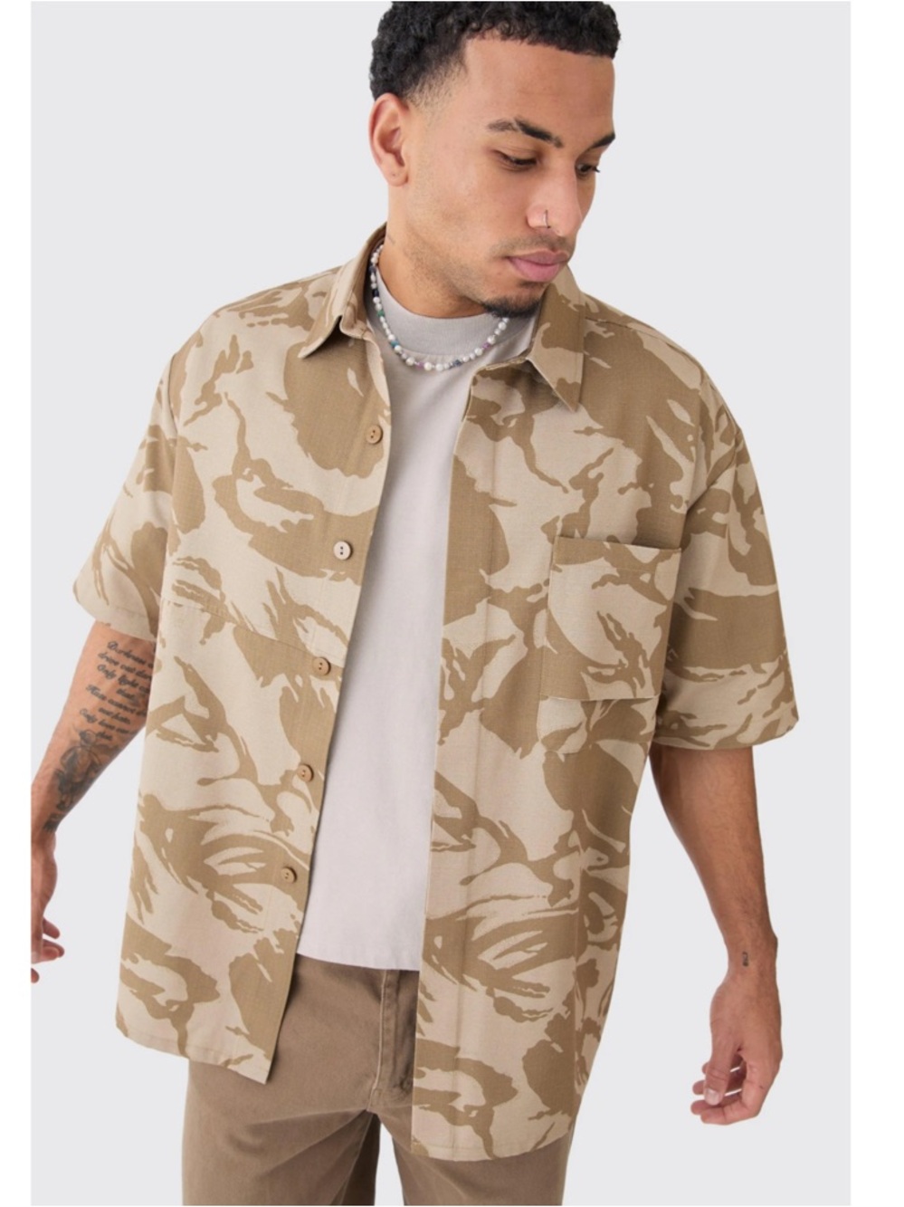 BoohooMAN  Oversized Beige and Cream Boxy Camo Short Sleeve Shirt